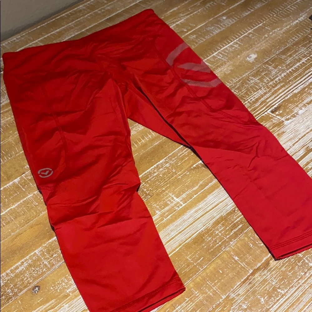 Virus Leggings